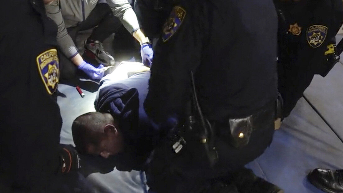 respirar!,difunden,video,hombre,muere,retenido,policía,California