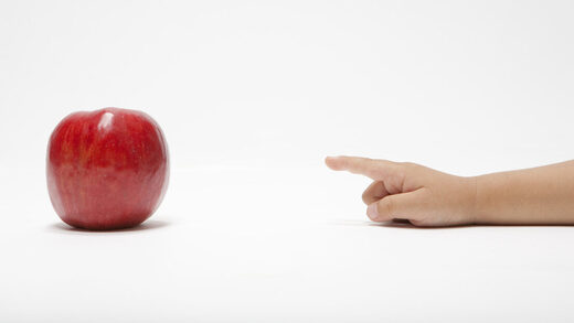 apple pointing