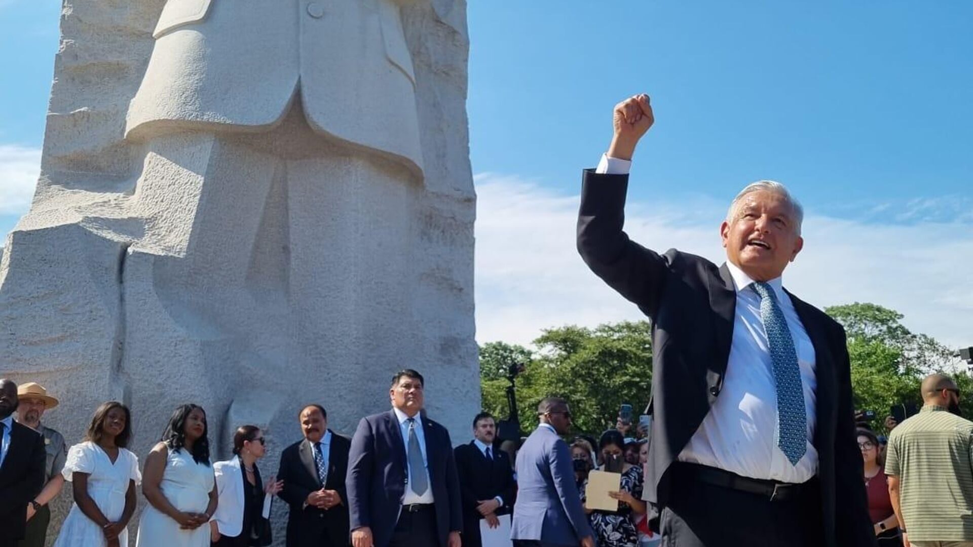 AMLO