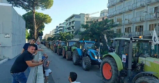 Italy farmer protest
