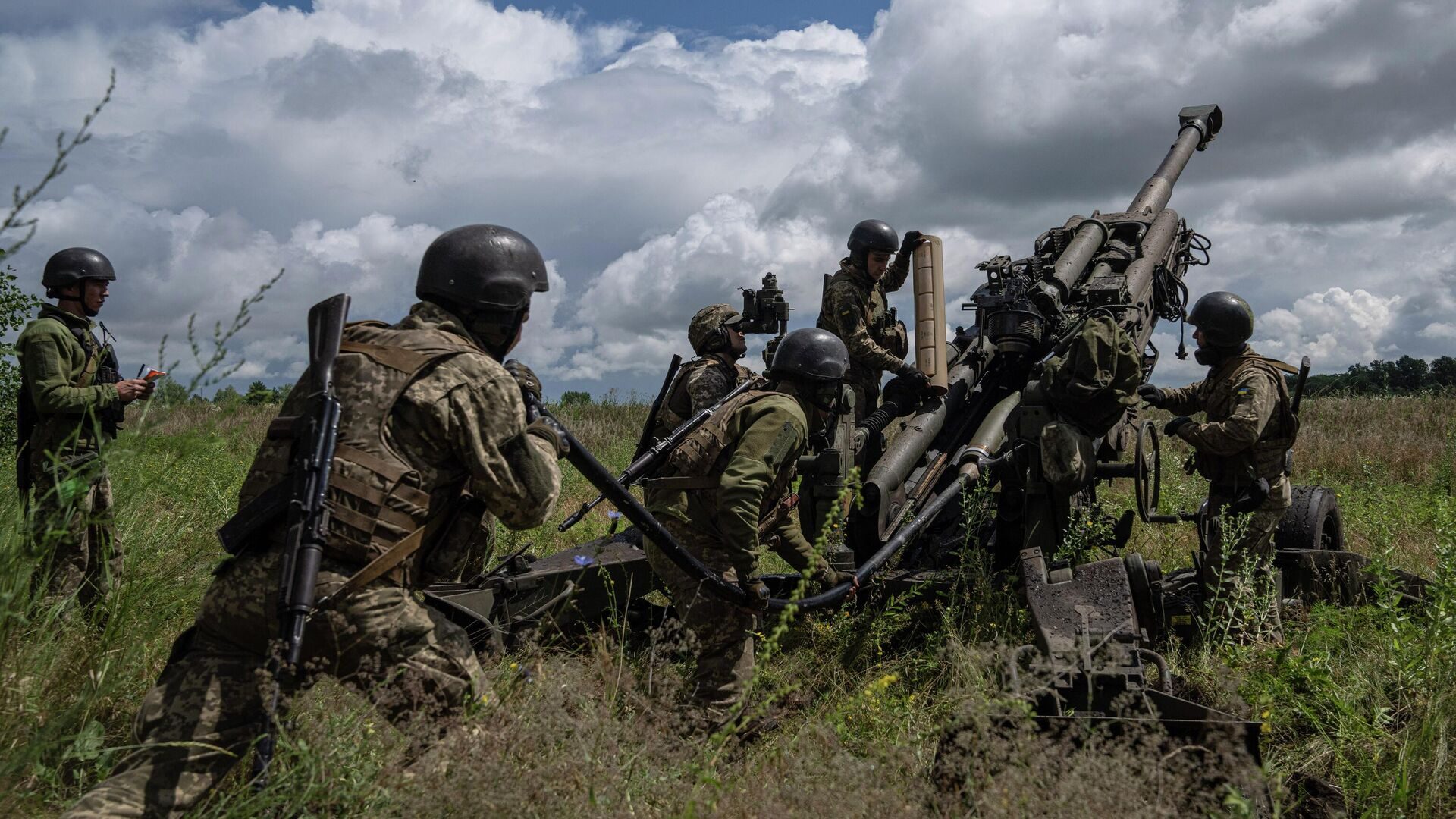 Ukrainian soldiers