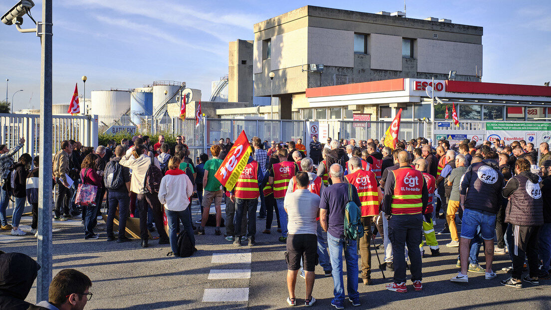 exxonmobil protest france