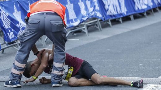 heart attack runner spain half marathon