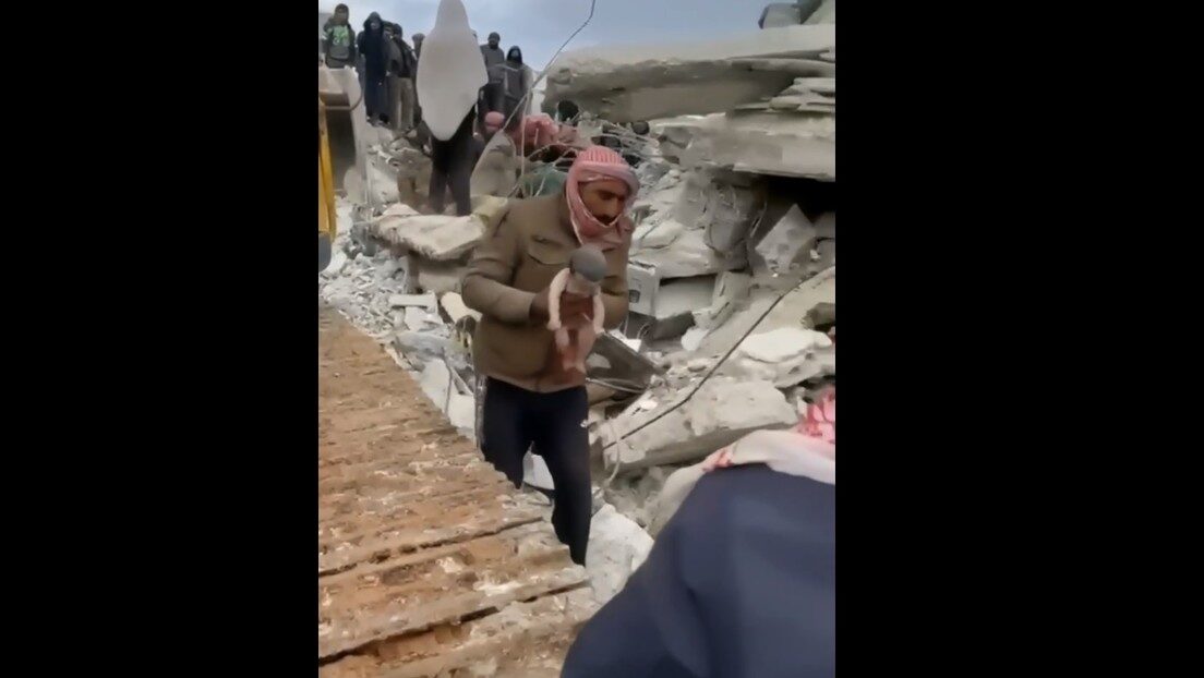 Aleppo giving birth