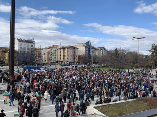 bulgaria nato protest