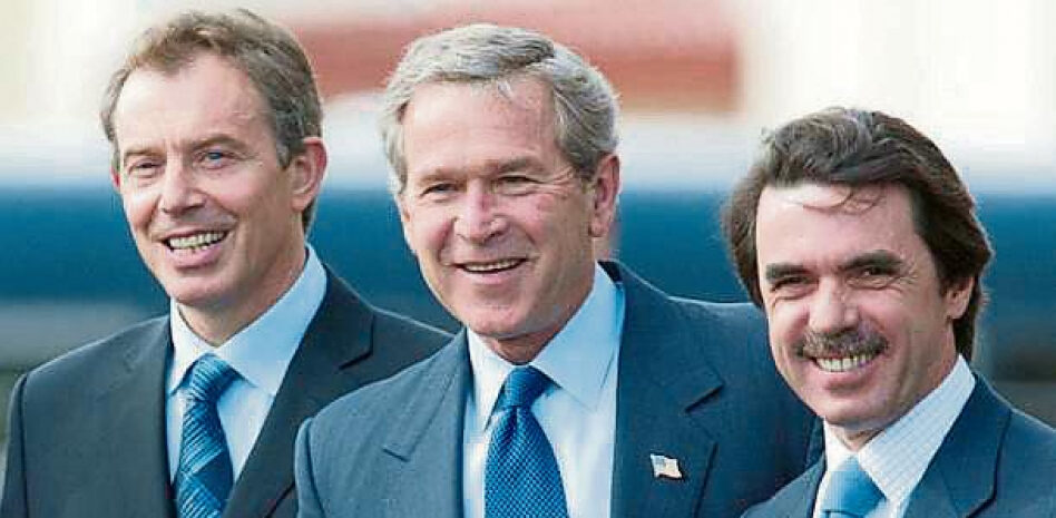 Clic para aumentar Blair, Bush y Aznar, el trío de las Azores. (Terceros)