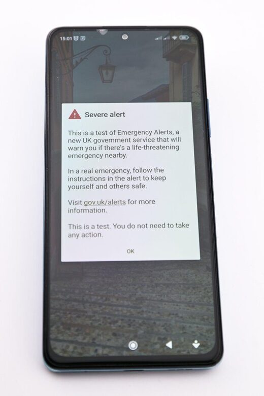 UK emergency phone alert system failure