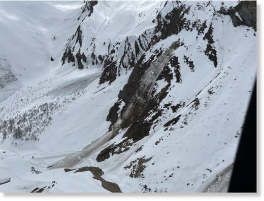 The wet avalanche spilled over the track usually used by the groomers.