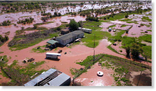 Canadian River floods Valle De Oro homes.