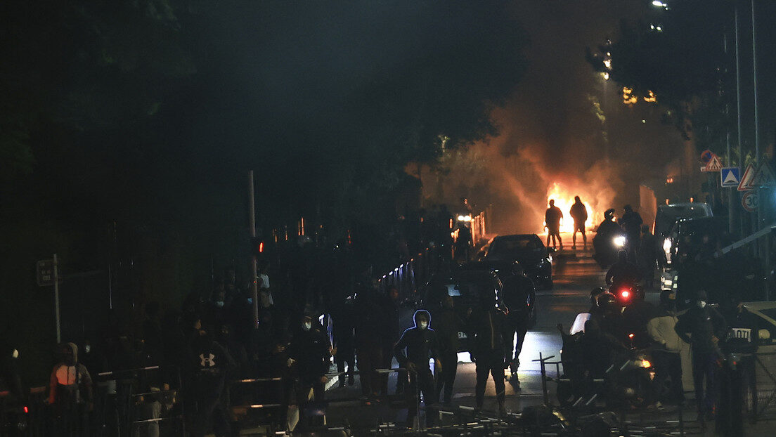 riots france