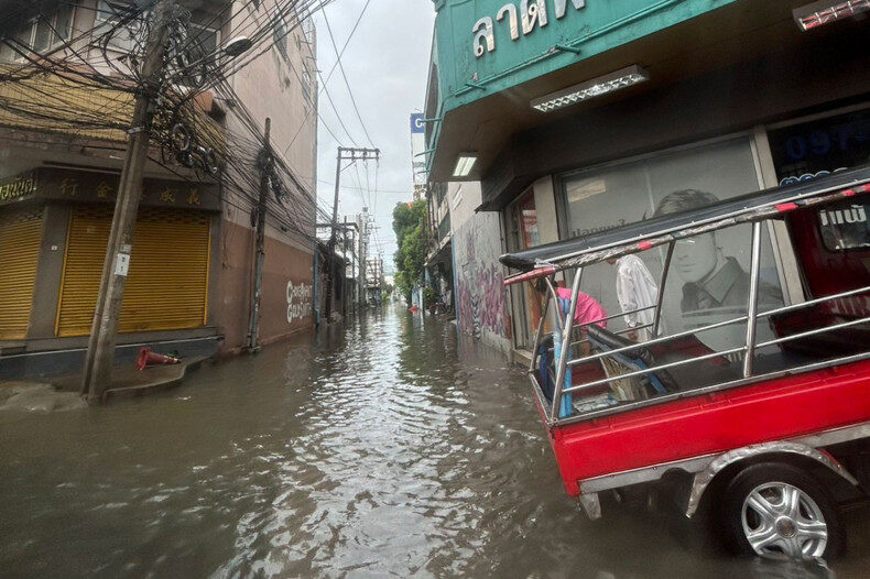 A road in Lat Phrao area of Bangkok