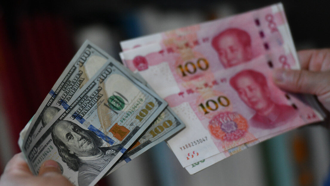 yuan dollar