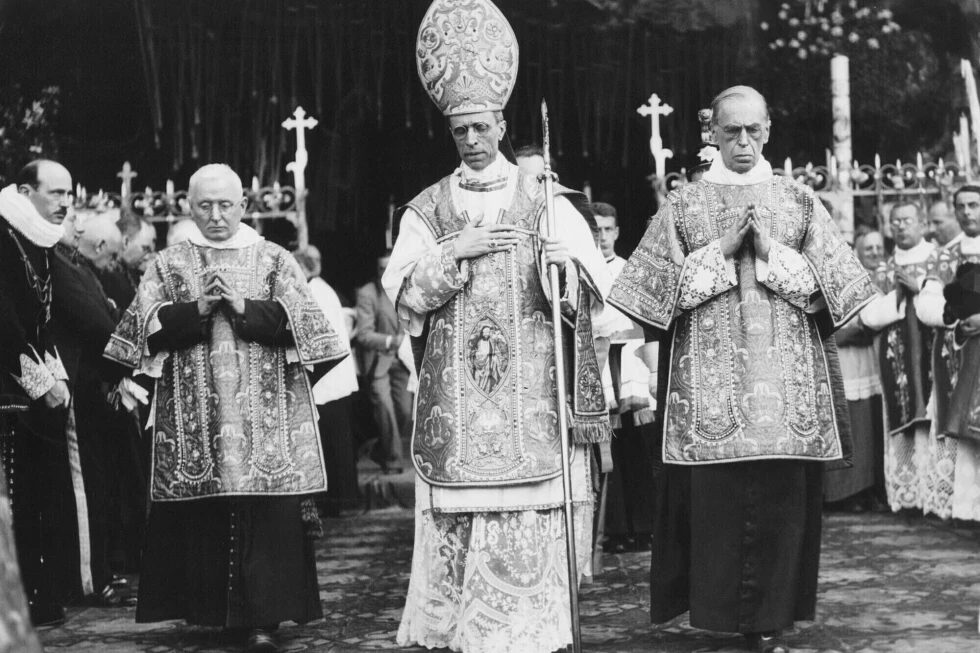 Revelada una carta en la que Pío XII recibía información detallada de un jesuita alemán sobre los crímenes nazis