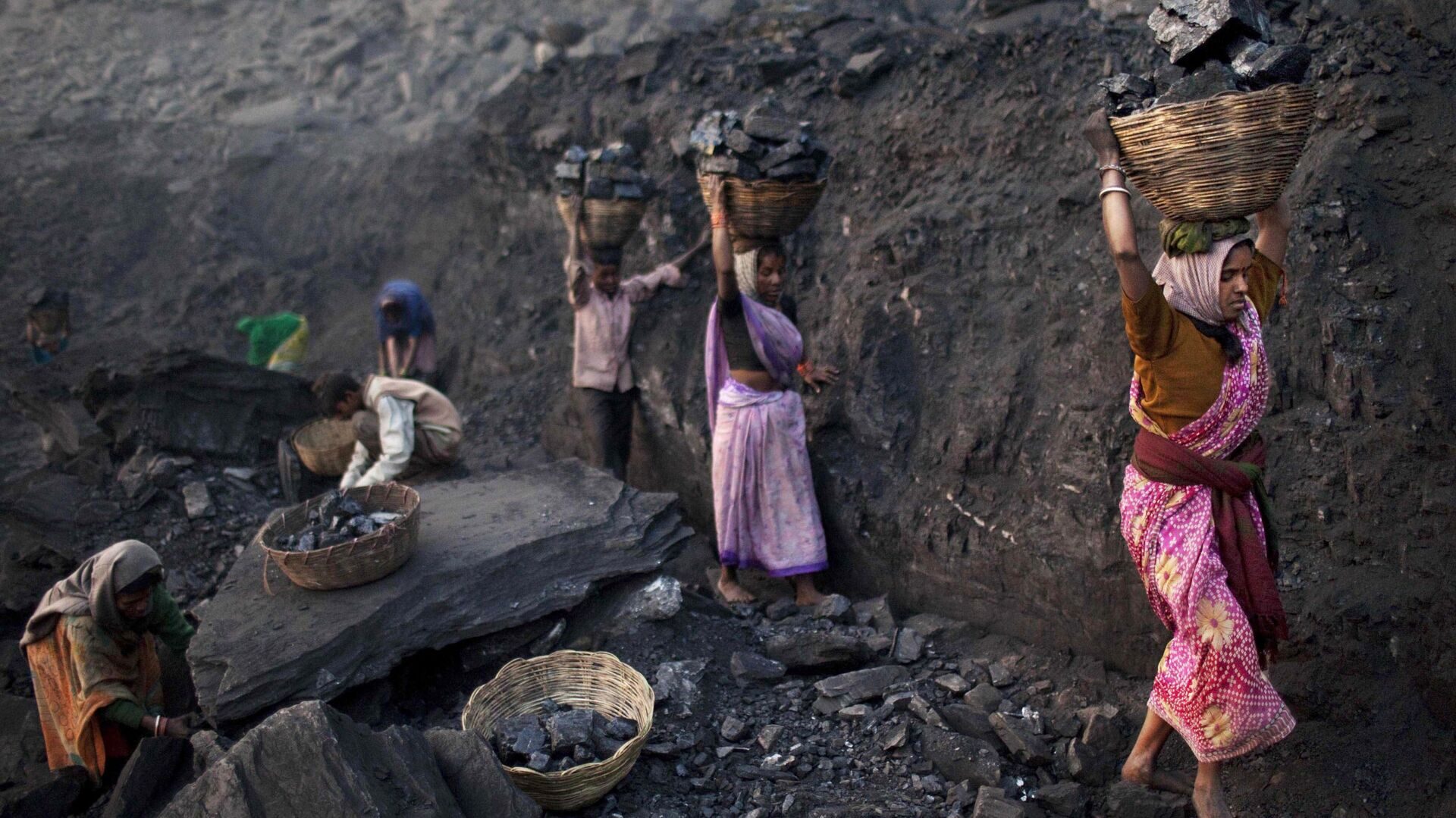 Carbon Mines