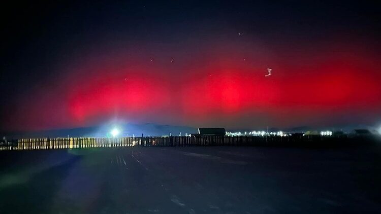 his particular shade of red is considered the most uncommon colour of the Northern Lights.
