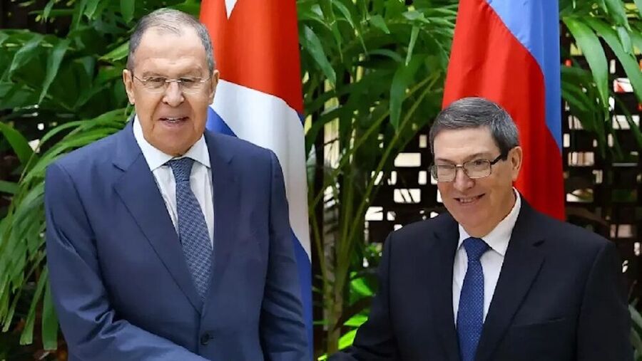 El ministro de Exteriores ruso, Serguéi Lavrov, y su homólogo cubano, Bruno Rodríguez Parrilla.