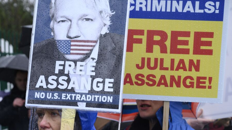 Julian Assange
