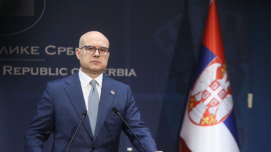 El primer ministro serbio, Milos Vucevic