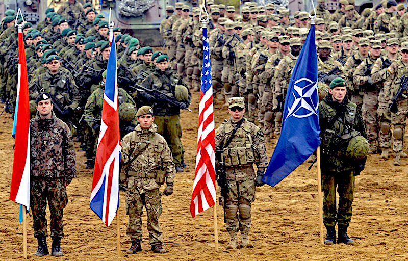 Clic para aumentar TroopsFlagsNato