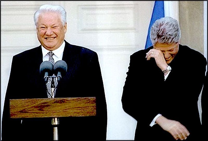 Clic para aumentar Boris YeltsinClinton