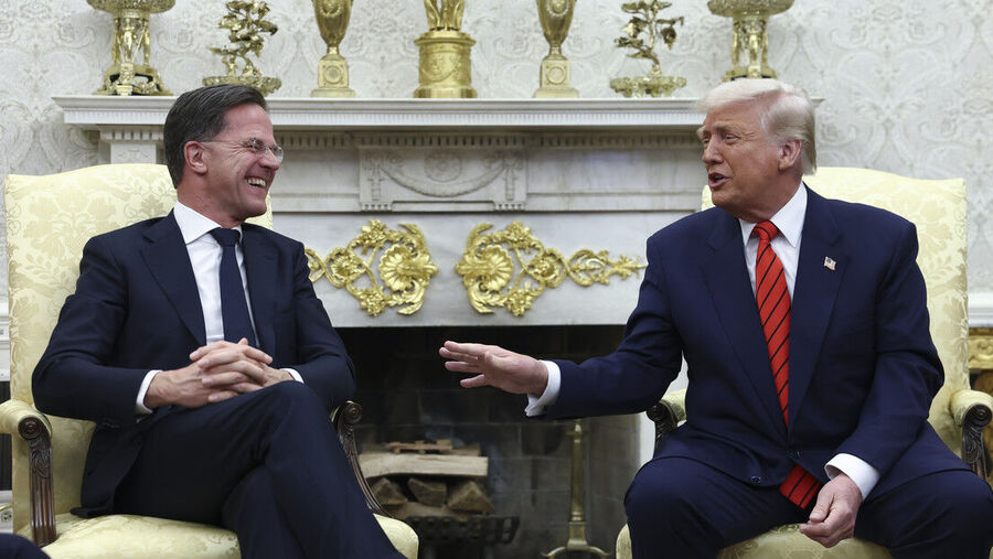Clic para aumentar Trump Rutte