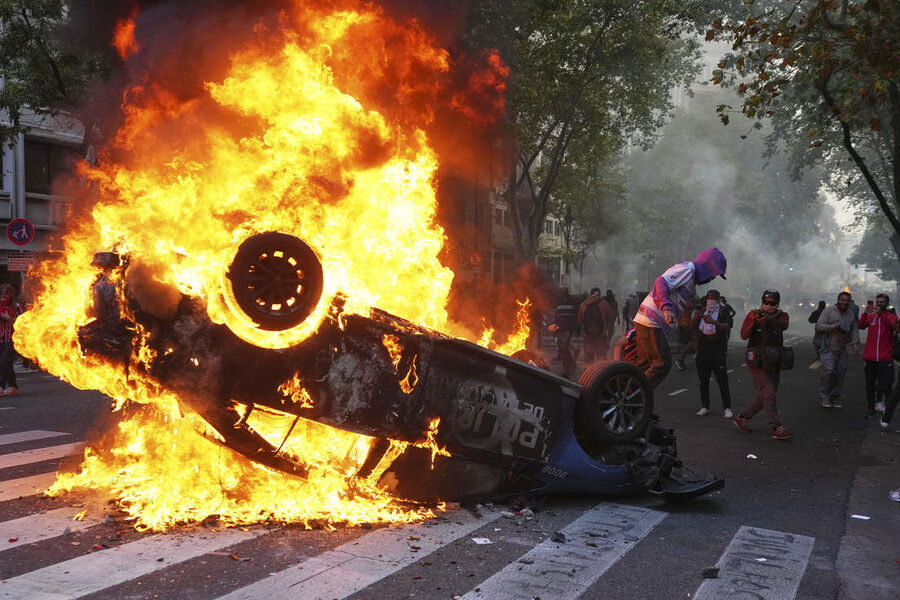 Clic para aumentar protests argentina