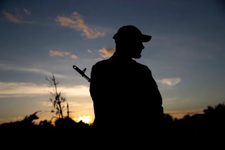 En el frente de batalla, las fuerzas ucranianas