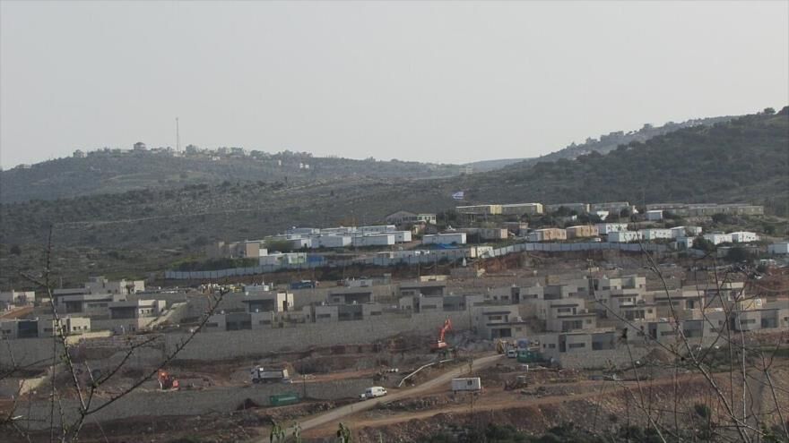 Clic para aumentar El asentamiento ilegal israelí Kerem Reim, situado al oeste de Ramalá, en Cisjordania.