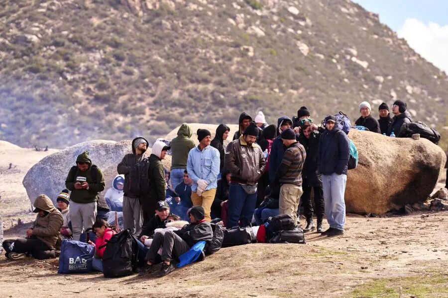 Clic para aumentar migrants trump deportation order