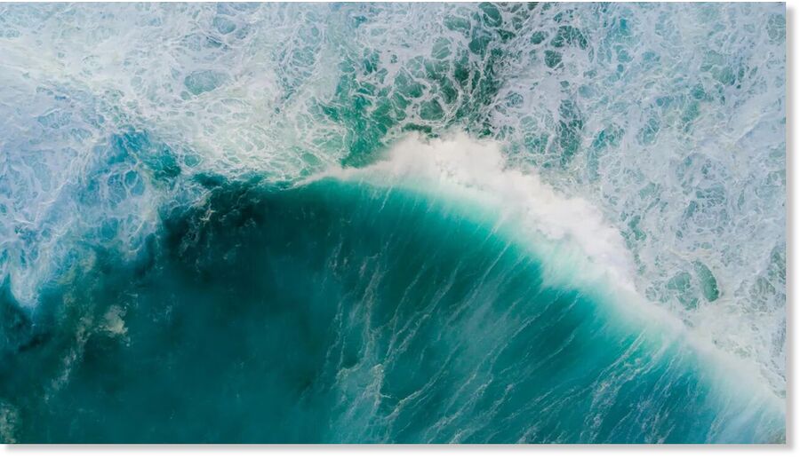 An unusually long period between waves was detected in Sydney.