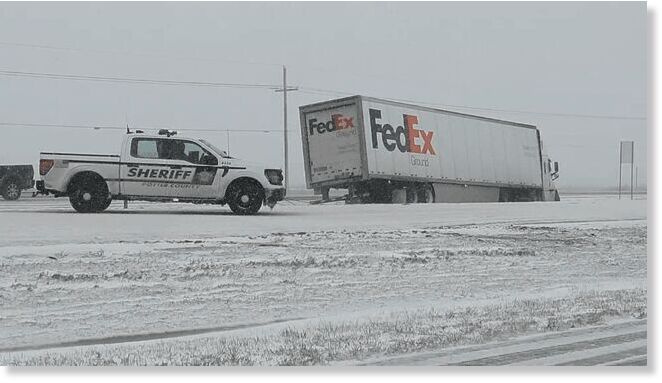 I40 W backed up, April 5, 2025 snow storm causing crashes, PCSO and TxDOT advise against travel