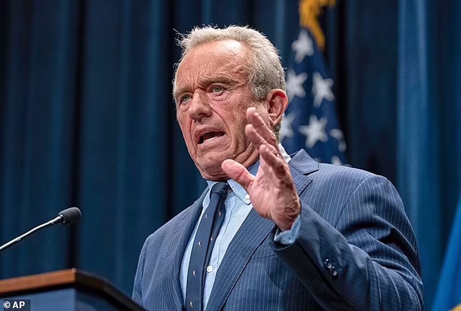Clic para aumentar Robert F Kennedy Jr autism report