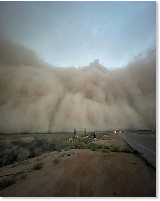 In central Saudi Arabia, residents of Al Qassim province witnessed a rare and dramatic phenomenon described as a 