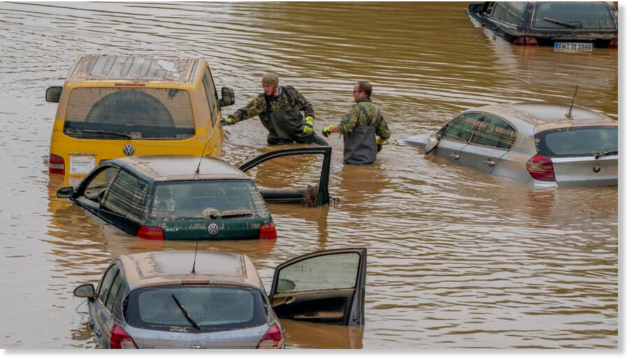 Heavy rains and strong winds swept through southern Israel on Sunday, causing flooding in several areas.