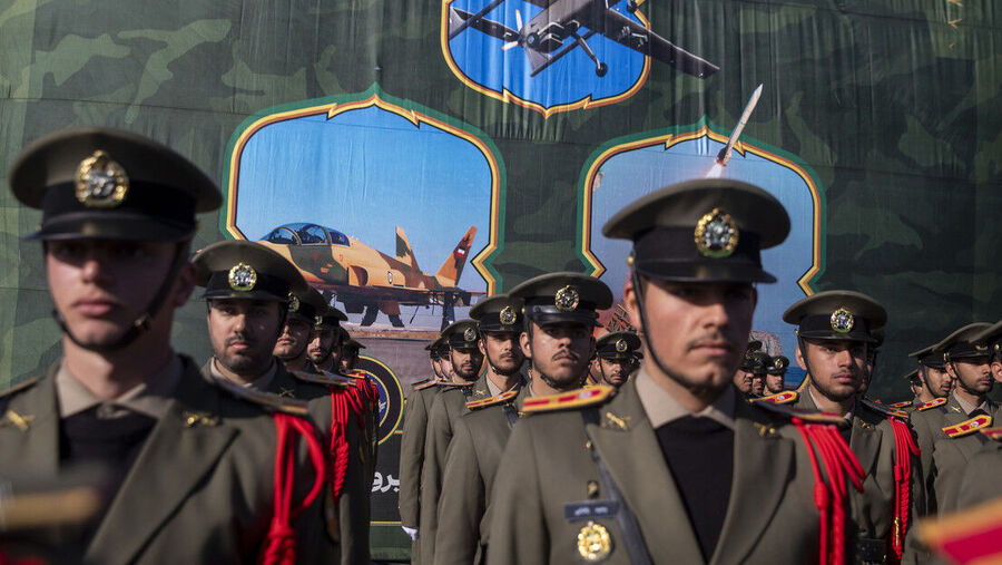 Clic para aumentar Iran army