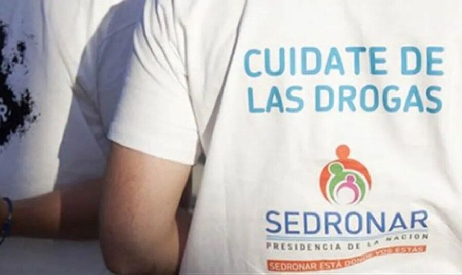 esrdfgvbh