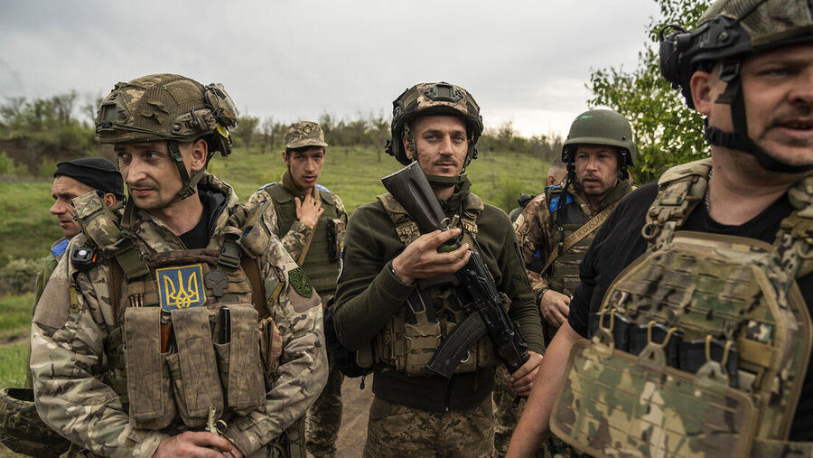 Ukraine soldiers