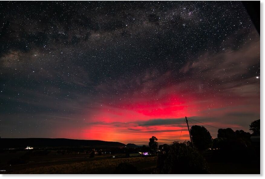 Joe Cali saw the aurora at its brightest at 8:30pm last night outside of Young, NSW.