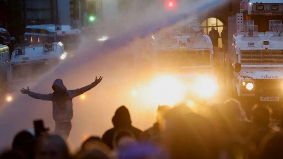 ireland riot migrants