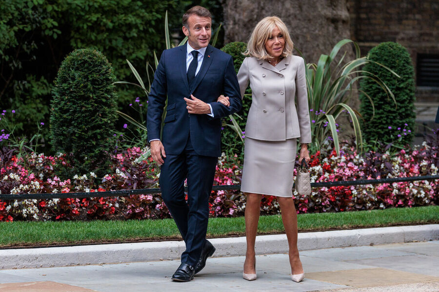 Clic para aumentar Macron