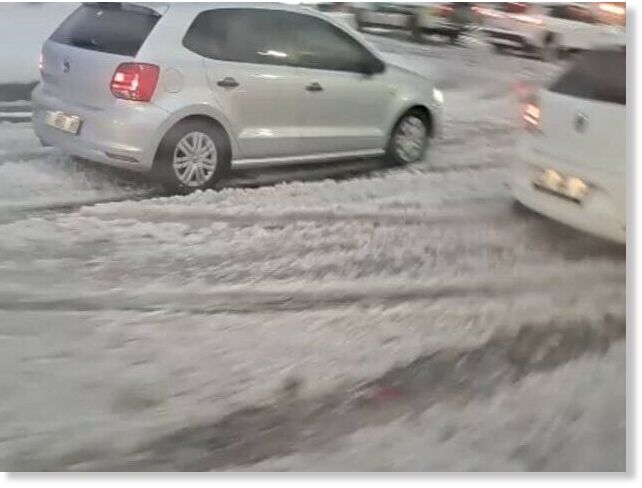 Thick hail on the N4 near Wonderfontein yesterday evening.