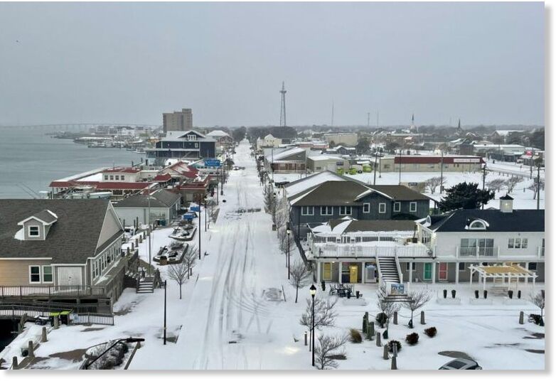 Snow on Evans Street in Morehead City, North Carolina, on January 22, 2025.
