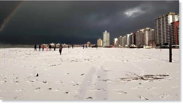 Rare snow transformed Argentina’s Atlantic coast into a winter wonderland
