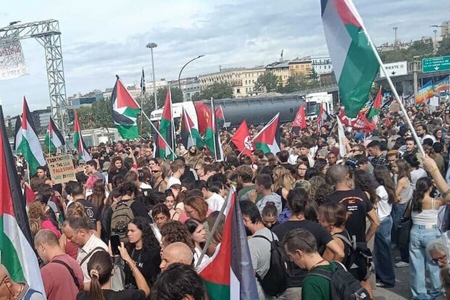 protest italy palestine