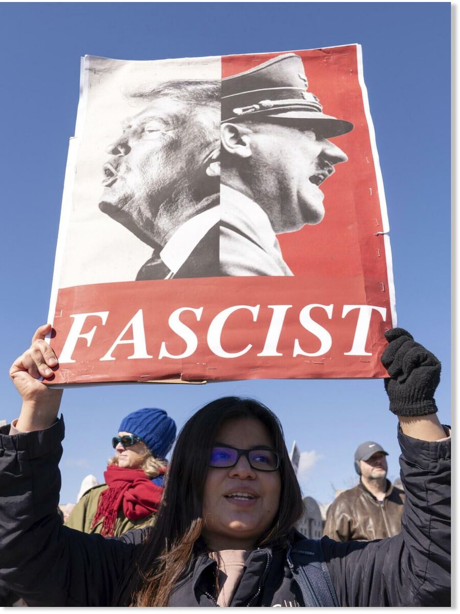 trump fascist
