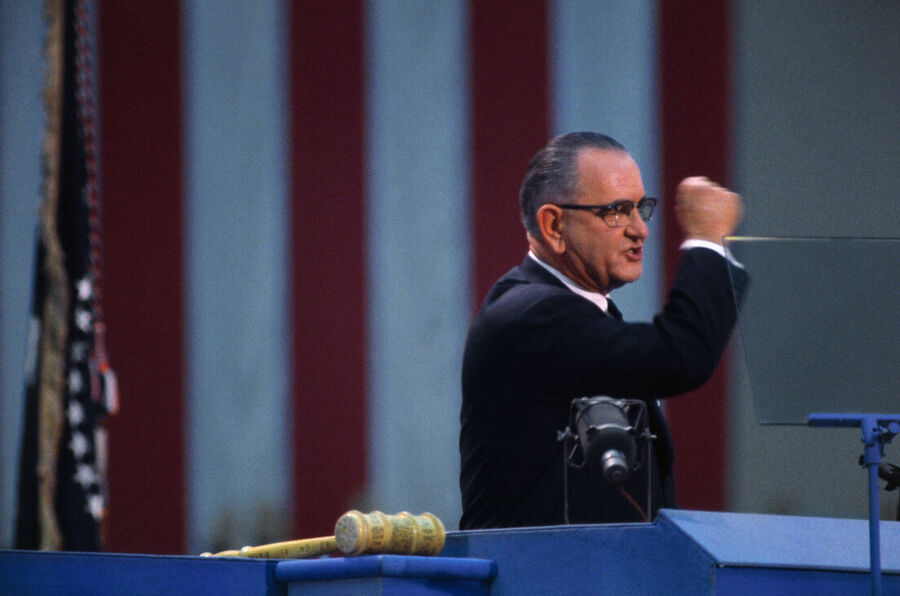 Clic para aumentar Lyndon Johnson