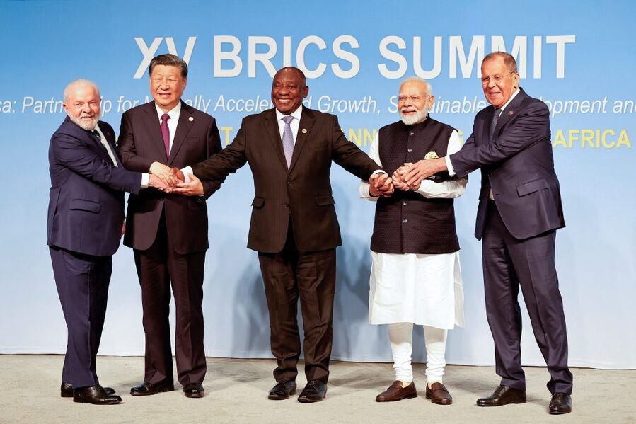 Clic para aumentar BRICS summit 2025