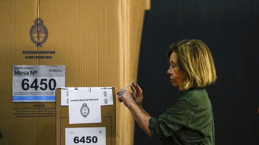 AP Photo / Natacha Pisarenko
