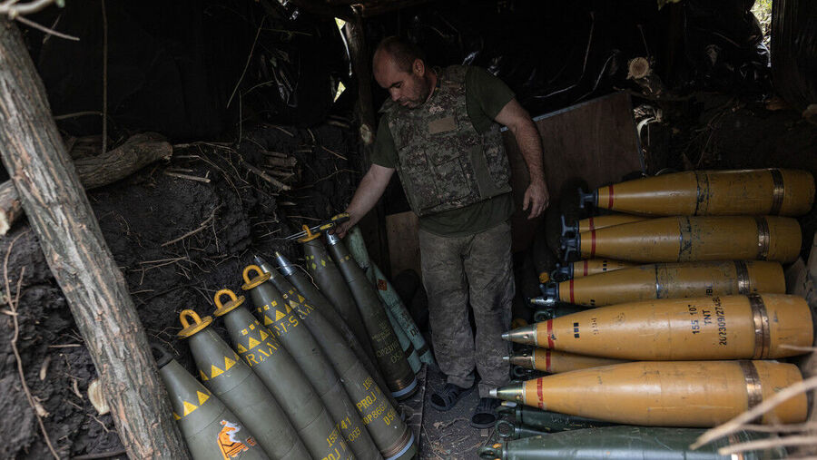 Ukraine soldier