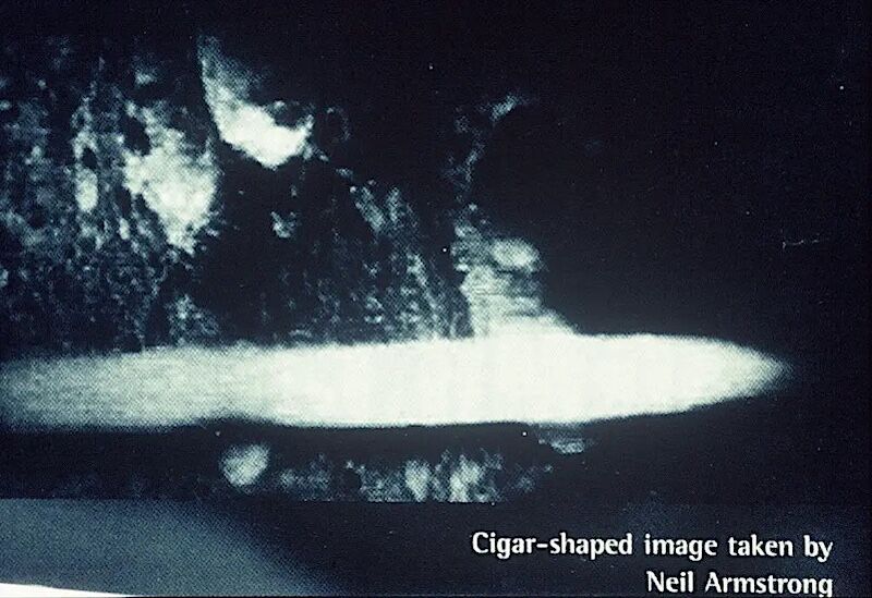 Clic para aumentar cigar shape ufo